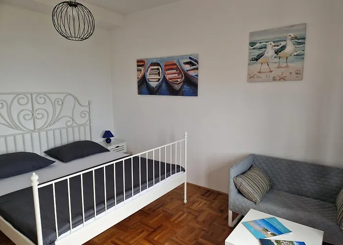 Apartment Elena